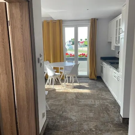 Villa Vis Avis II * Тшенсач