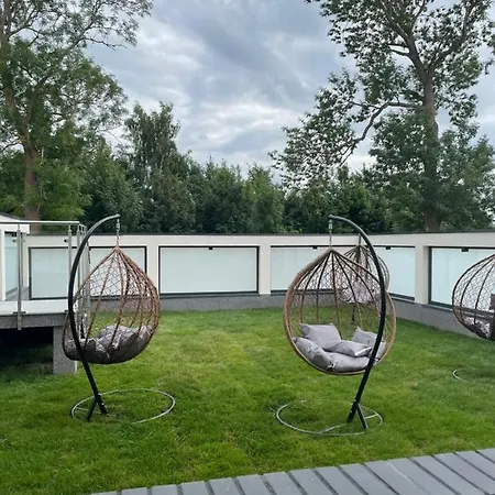 Villa Vis Avis II